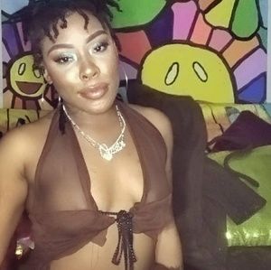 Meet your Posher, Hood